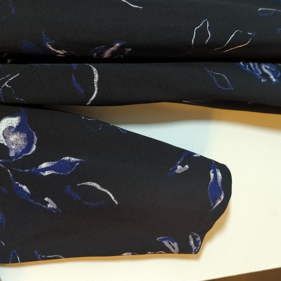 Avenue Navy Blue Purple Floral 3/4 Sleeve Scoop Neck Tunic Blouse Size 22/24 - Picture 6 of 8